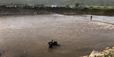 Muş, Karasu Nehri'nde suya giren bir kişi kayboldu