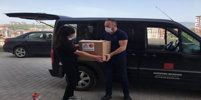 Kastamonu Belediyesi, Ramazan kolisi dağıtımını aralıksız sürdürüyor
