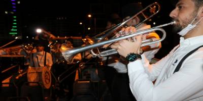 Niğde'de vatandaşlar, sahura bando sesleriyle uyandı