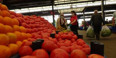 Çanakkale'de sokağa çıkma kısıtlaması gelince pazarda bayram bereketi yaşandı