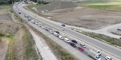 Ankara-Samsun karayolunda Ramazan Bayramı öncesi yollarda araç yoğunluğu