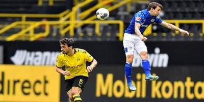 Bundesliga: Augsburg 3-0 Schalke 04 Maç Sonucu