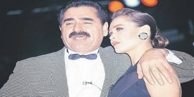 Tatlıses, telefonda konuştuğu Hülya Avşar'ın bir cümlesiyle gözyaşlarına boğuldu