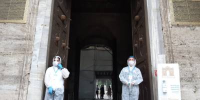 İstanbul Topkapı Sarayı tarihi kapılarını yeniden açtı