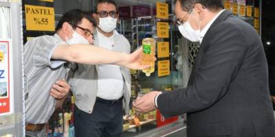 Samsun Büyükşehir Belediye Başkanı Demir’den esnafa ilk gün ziyareti