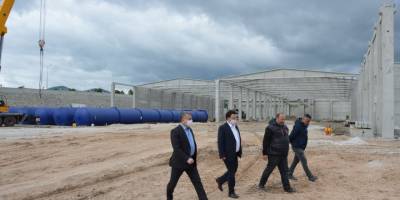 Samsun'da İnşaatı süren gaz beton fabrikasını gezdiler