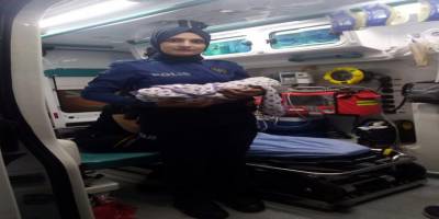 Mersin'de 10 günlük bebeği cami avlusuna bıraktılar