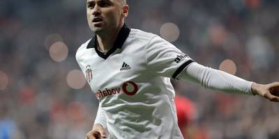 Burak Yılmaz’ın Yeni Sözleşmesi Tepki Çekti