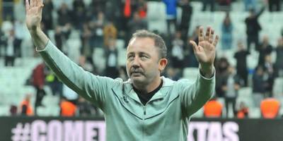 Beşiktaş İbreyi Sergen Yalçın’a Çevirdi