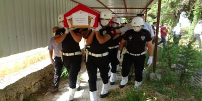 Kazada hayatını kaybeden polis memuru Aydın Yılmaz toprağa verildi