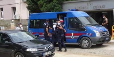 Uşak’ta annesi ile birlikte polis ve bekçileri av tüfeğiyle yaralayan zanlı tutuklandı