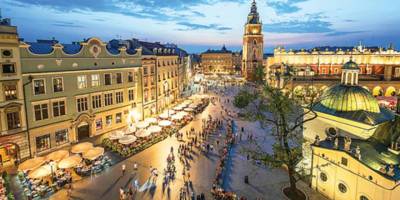 Polonya bugün sınırlarını açıyor, uluslararası uçuşlara ise salı günü başlıyor