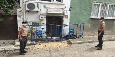 Eskişehir'de yabancı uyruklu ailelerin ikametleri karantina altına alındı