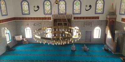 Antalya'da bir Hayırsever tarafından yaptırılan Hz. Hamza Cami ibadete açıldı