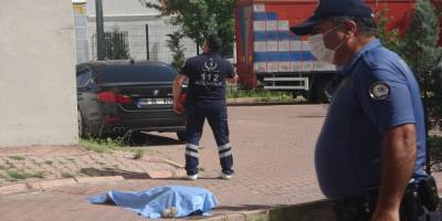 Kayseri'de 12. kattan düşen 49 yaşındaki kadın hayatını kaybetti