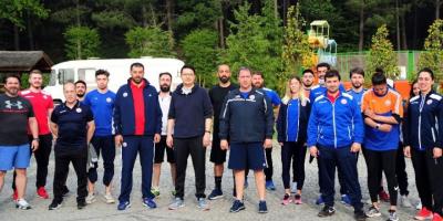 Erdem Aslanoğlu’ndan Grekoromen Milli Takımı’na ziyaret