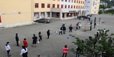 Karabük'te 3 bin 500 öğrenci LGS sınavına girdi