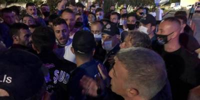 Trabzonspor taraftarı takımını coşkuyla karşıladı