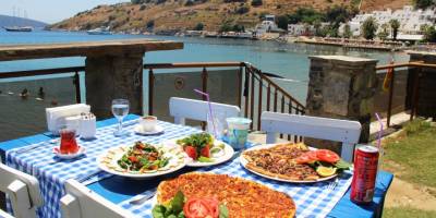 Dudak uçuklatan fiyat Bodrum’u karıştırdı! Döneri, pideyi 10 katı fiyatına sattılar