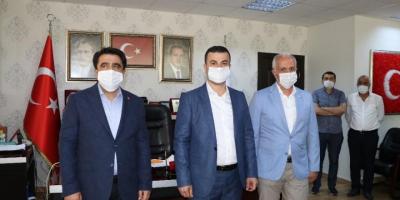 Partisinden istifa eden CHP’li eski belediye meclis üyesi AK Parti’ye katıldı