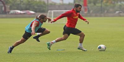 Göztepe, Fenerbahçe maçının hazırlıklarına ara vermeden başladı