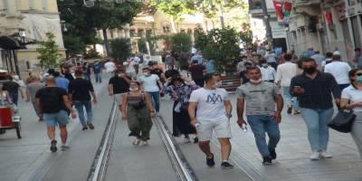 İstanbul'da Vatandaşlar Taksim'e akın etti