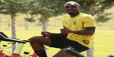 Malatyaspor'da Thievy Bifouma, Çin ekiplerinden Schenzhen FC yolcusu