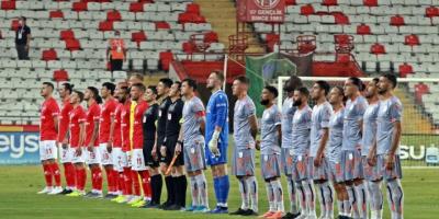 Süper Lig: Antalyaspor: 0 - Medipol Başakşehir: 0 (İlk yarı)