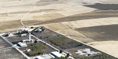 KKTC'de eski havalimanı çalışanları ölüm orucuna başladı