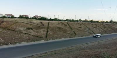 Atatürk Bulvarı üzerinde peyzaj düzenlemesi yapıldı