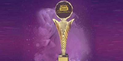 Müzik Onair Ödülleri sahiplerini buldu! Zekai Tunca'ya ödül