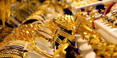 Altın yatırımı yapan, altın borcu olanları uzman isim uyardı..! Gram, çeyrek, cumhuriyet altını kaç TL oldu?