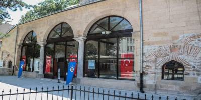 Karagöz Ahmet Paşa Camii yeniden cemaatiyle buluştu
