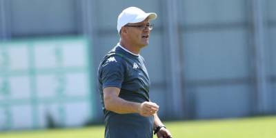 Bursaspor Teknik Direktörü İrfan Buz: Süper Lig'e çıkmak istiyoruz..!