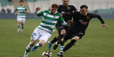 Bursaspor'da Burak Kapacak şoku!