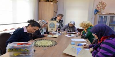 Minyatür ve Katı süsleme sanatları Kocaeli’de yaşatılıyor