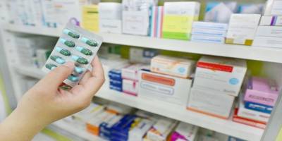 İlaçlarınızı asla buzdolabınızın rafında saklamayın