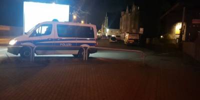 Almanya'da 3 camiye bomba ihbarı