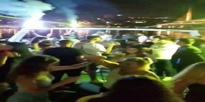 Boğazda yat partileri dur durak bilmiyor