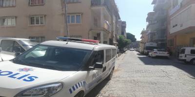 Kanser hastası yaşlı adam evinde ölü bulundu