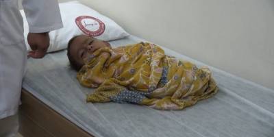 Doğuştan kolları ve ayakları olmayan minik Muhammed Bakan Soylu'nun talimatı ile Türkiye'ye getirildi