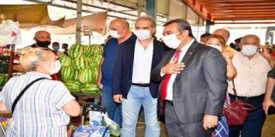 Başkan Soner Çetin, pazar denetiminde
