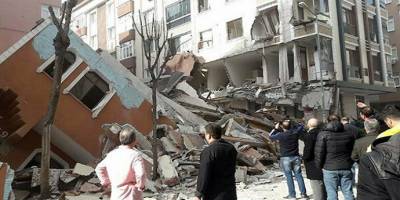 İstanbul Valisi Yerlikaya'dan Bahçelievler'de çöken binaya ilişkin açıklama