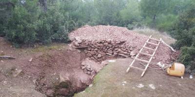 Akhisar’da defineciler suçüstü yakalandı