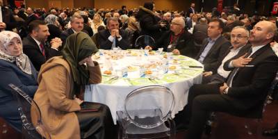 Başkan Özdemir yatırımcıyı fabrika ve otel yatırımına davet etti