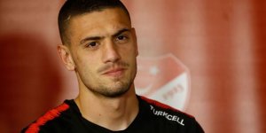 Ada’da Merih Demiral Savaşı
