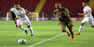 Süper Lig: Hatayspor: 2 - Başakşehir: 0 (Maç sonucu)