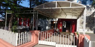 Zonguldak'ta öğrencinin testinin pozitif çıkması üzerine tüm sınıf ve 2 öğretmen karantinaya alındı