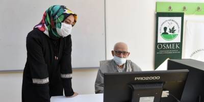 Öğrenmenin yaşı yok dedi! 86 yaşında bilgisayar kullanmayı öğrendi