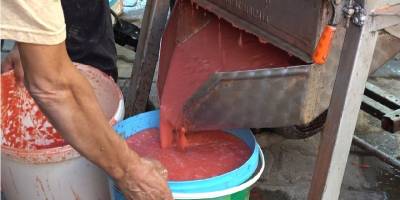 Bu makina ile artık salça yapmak daha kolay!